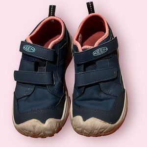 Keen Double Strap Sneakers Size 12